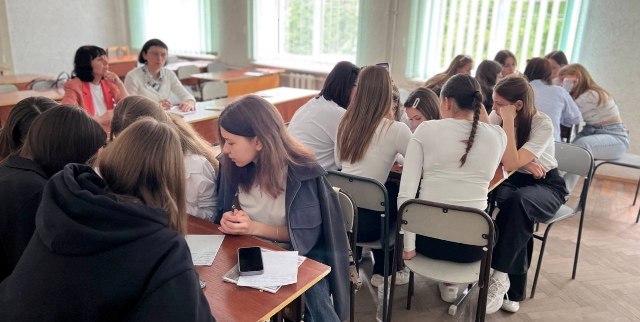 Магія мови в командній роботі.